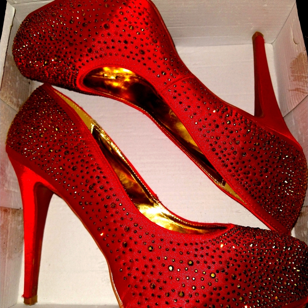 Red and Gold pumps